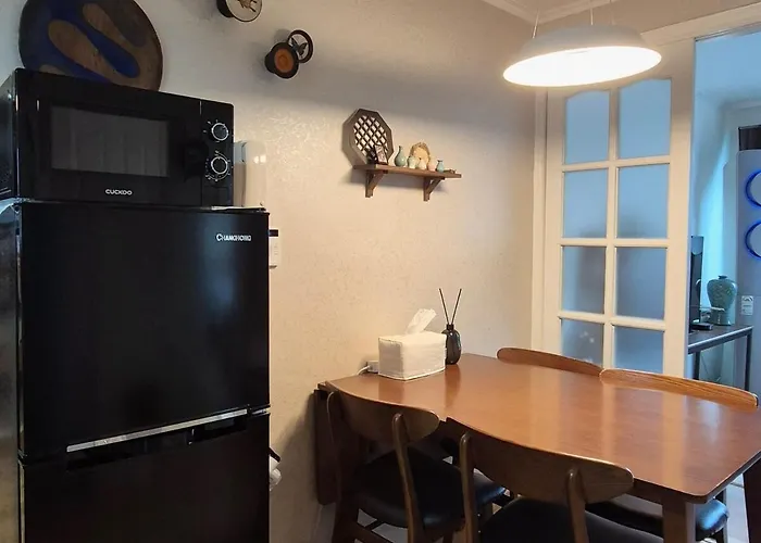 2newly Opened, Prime Bukchon Location, Hanok Village View, 56 Sqm, 8 Min To Anguk Station, Sleeps Up To 5 * ソウル特別市
