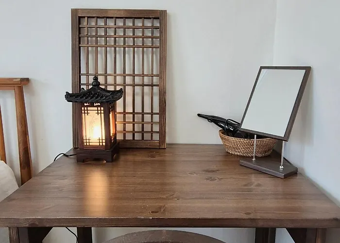 2newly Opened, Prime Bukchon Location, Hanok Village View, 56 Sqm, 8 Min To Anguk Station, Sleeps Up To 5 アパート ソウル特別市